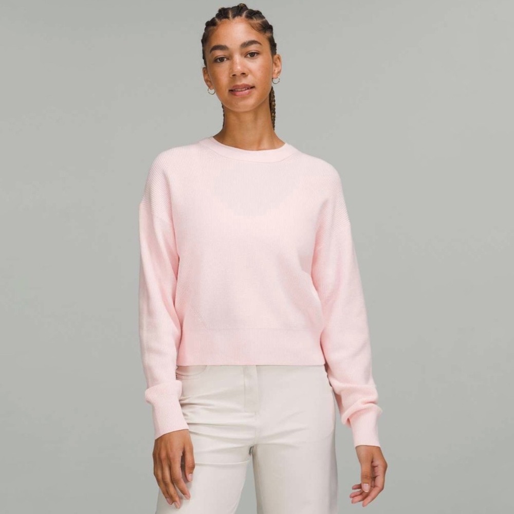 Lululemon | Waist Length Crewneck Sweater Strawberry Milkshake Size‎ 6